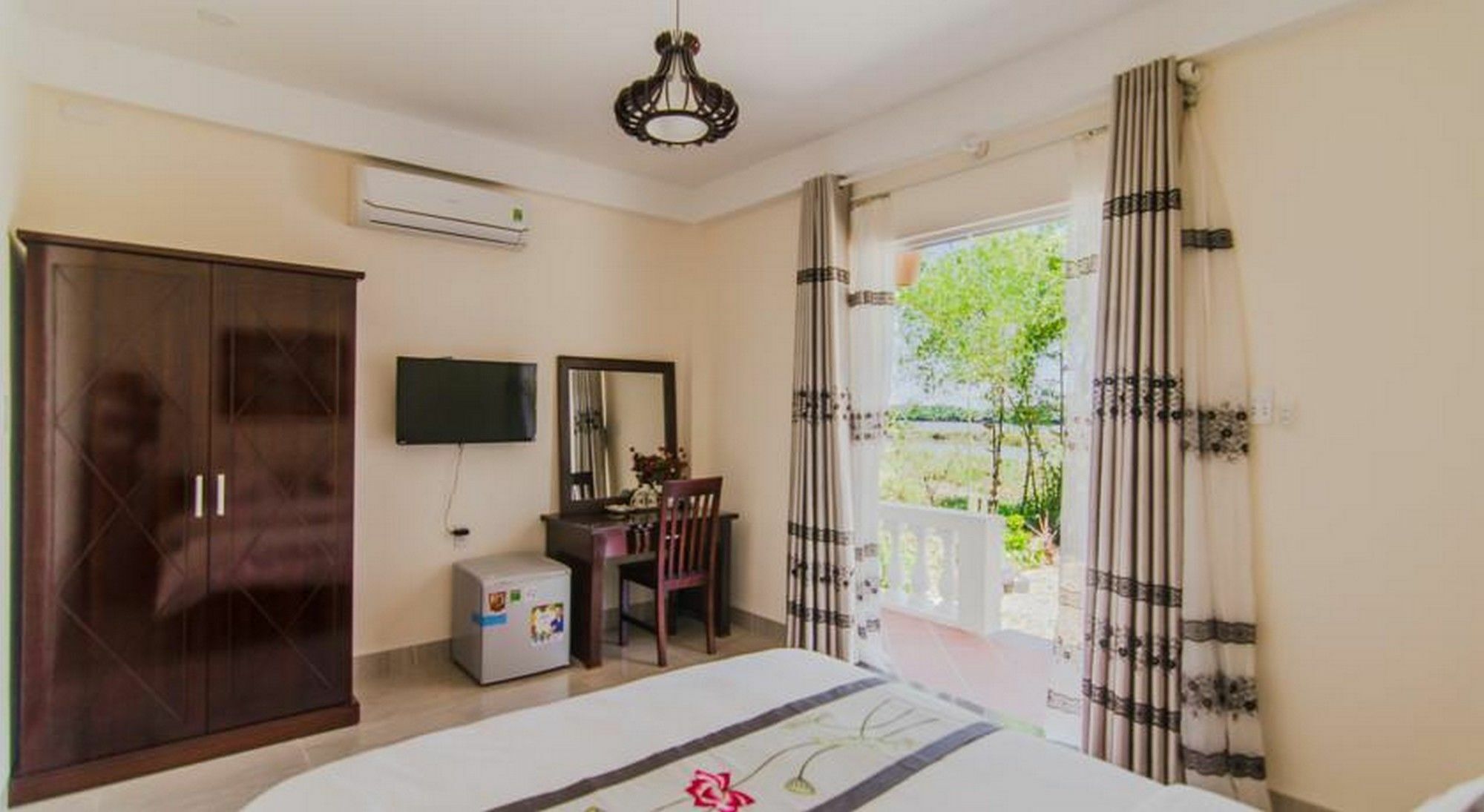 The Moon River Homestay & Villa هوي ان المظهر الخارجي الصورة